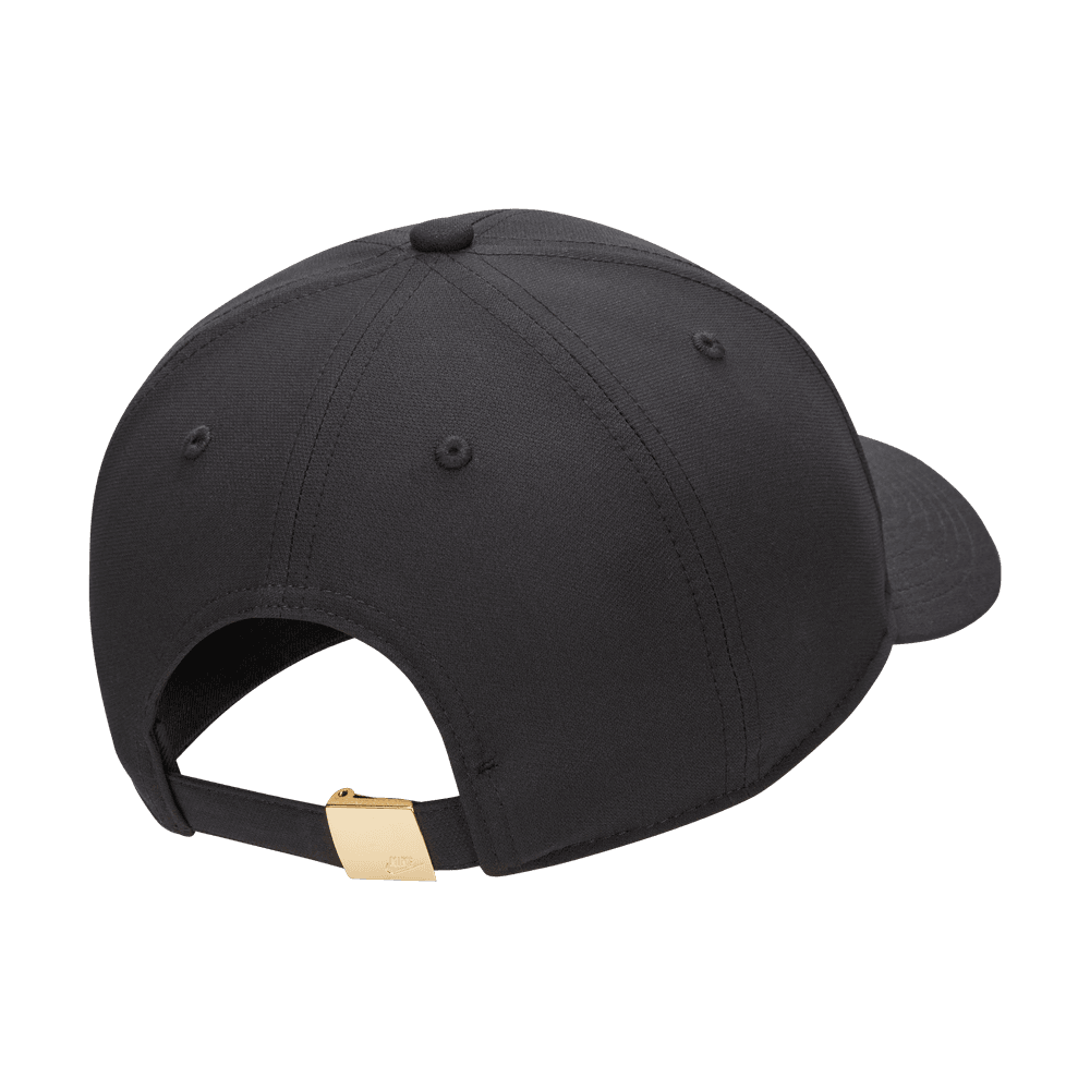 Nike Dri-FIT Club Structured Metal Logo Cap