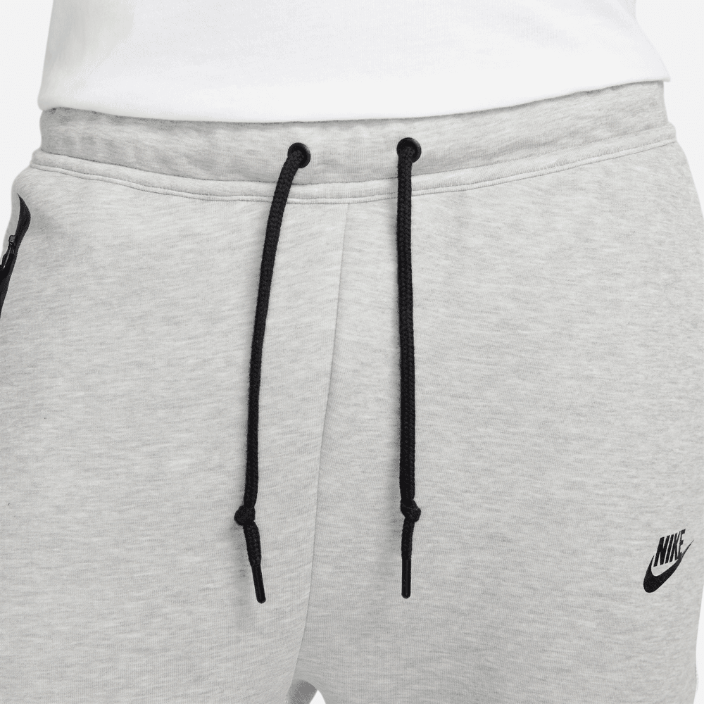 Nike Sportswear Tech Fleece Slim Fit Jogger