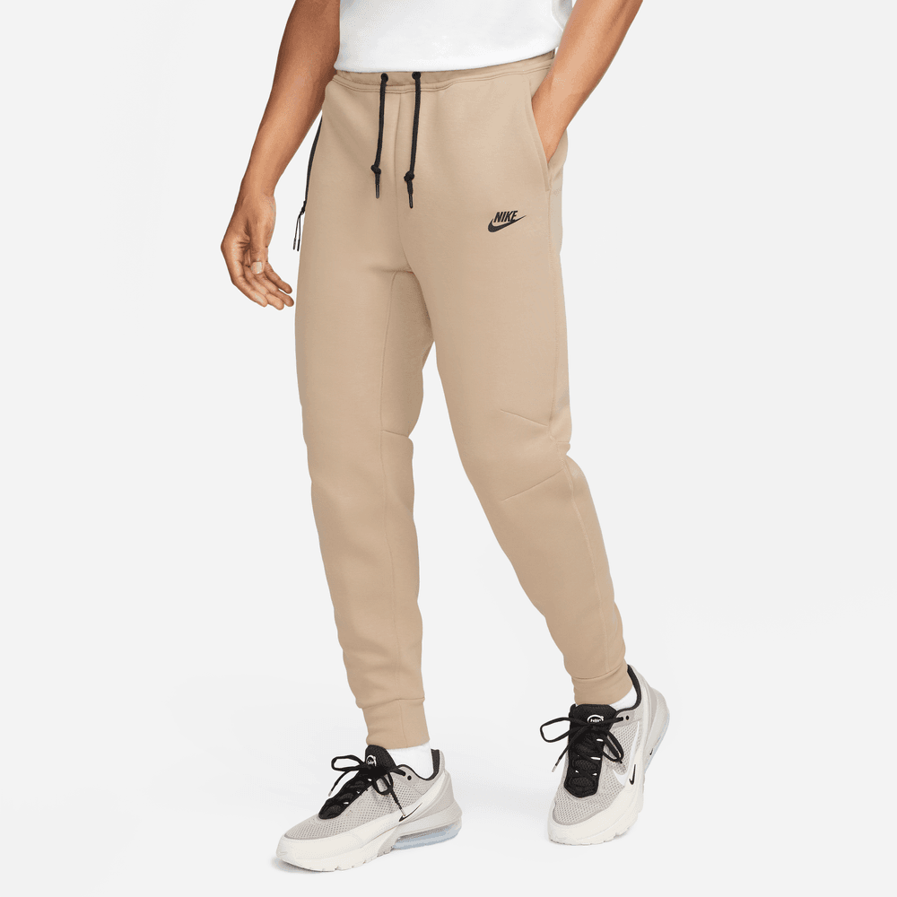 Nike Sportswear Tech Fleece Slim Fit Jogger