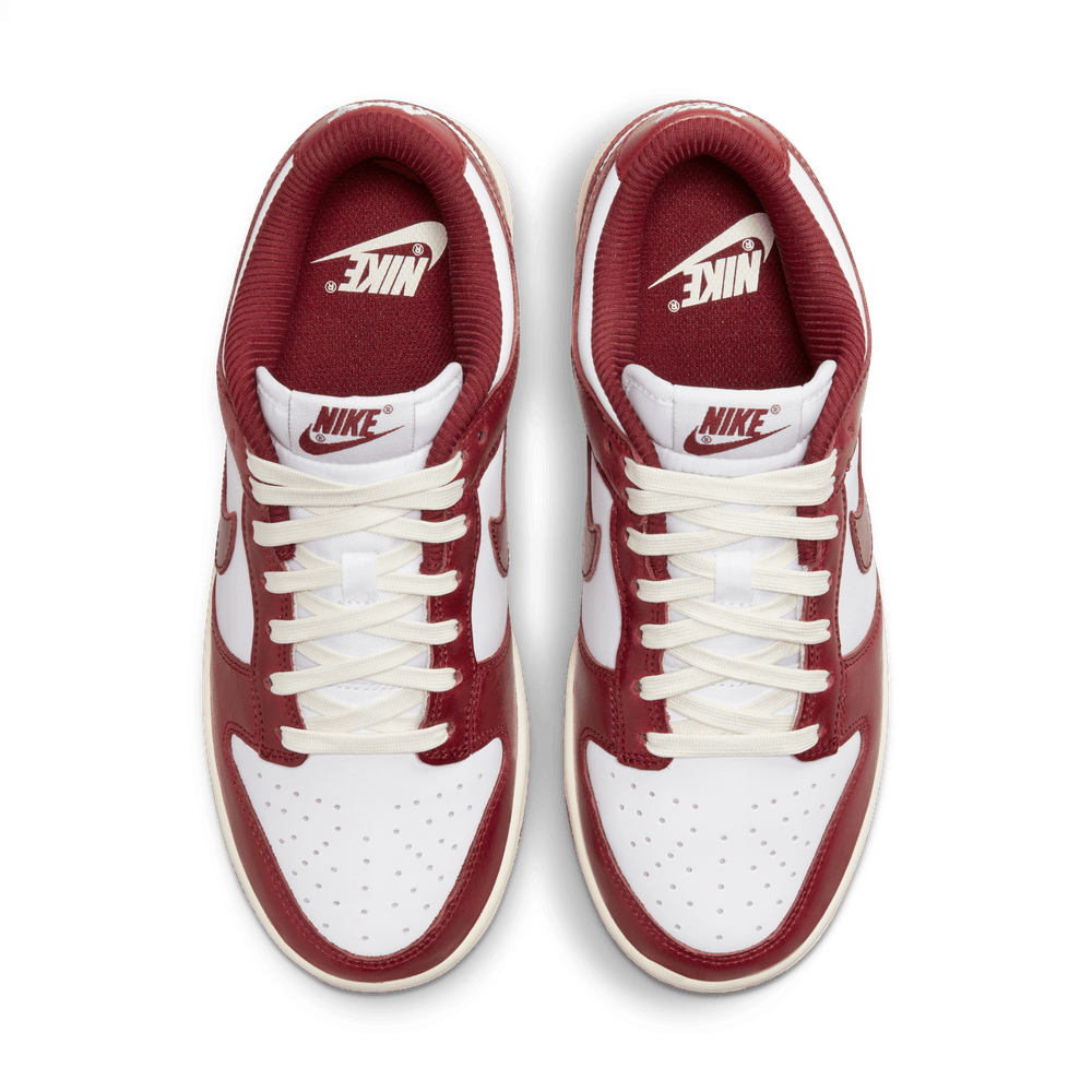 Wmns Nike Dunk Low Premium