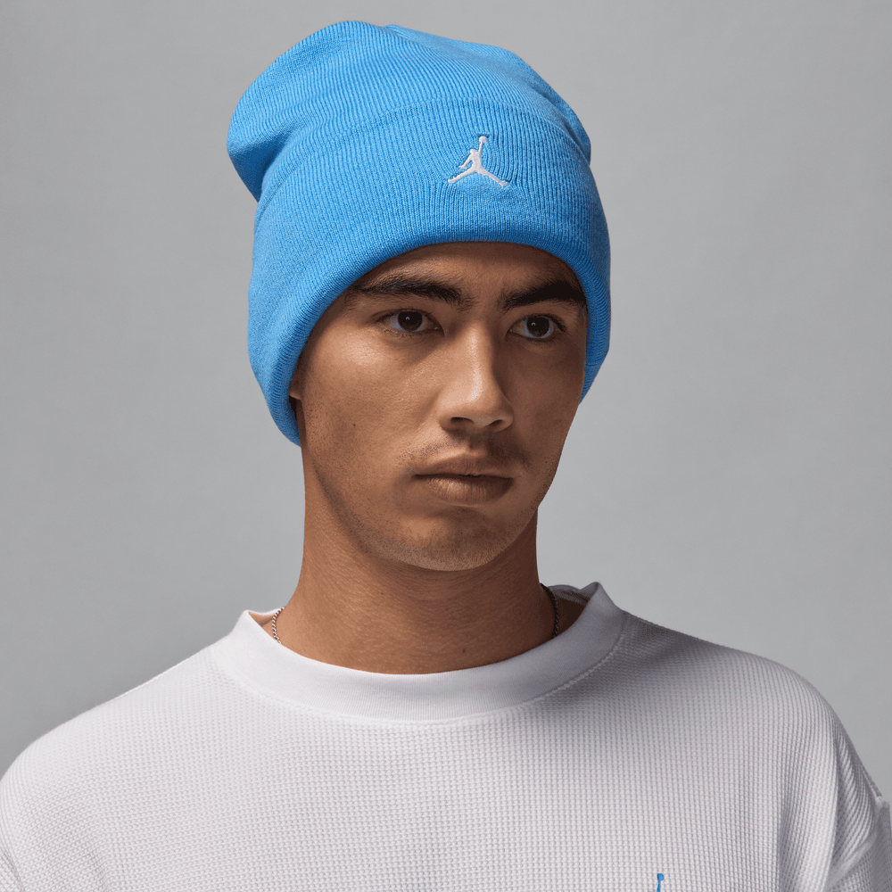 Air Jordan Peak Essential Beanie