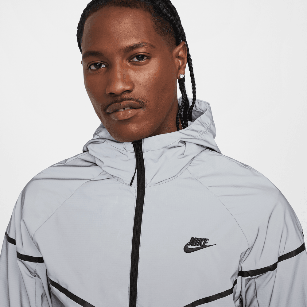 Nike Tech Woven Reflective Jacket 