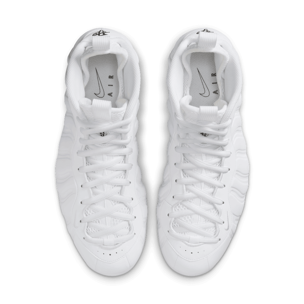 white nike foams
