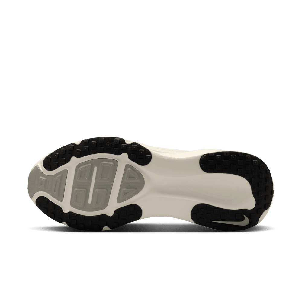 Nike Vomero 18