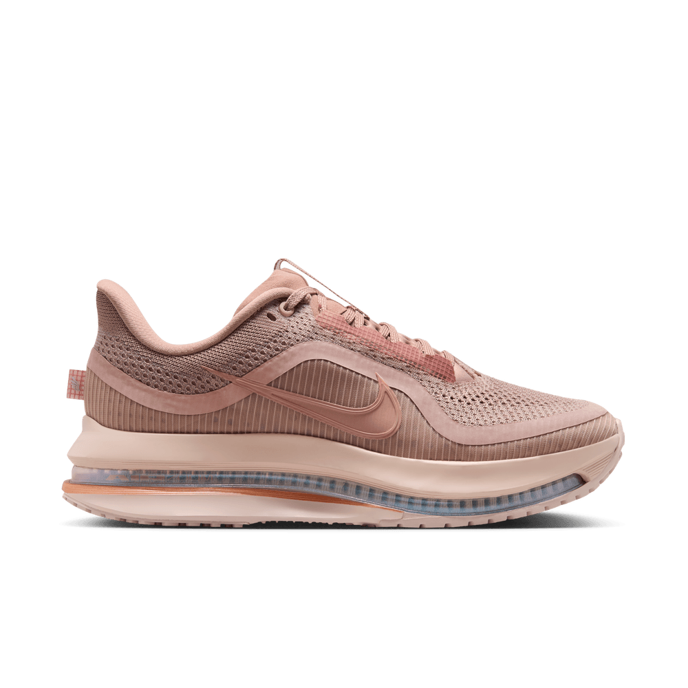 Wmns Nike Pegasus Premium