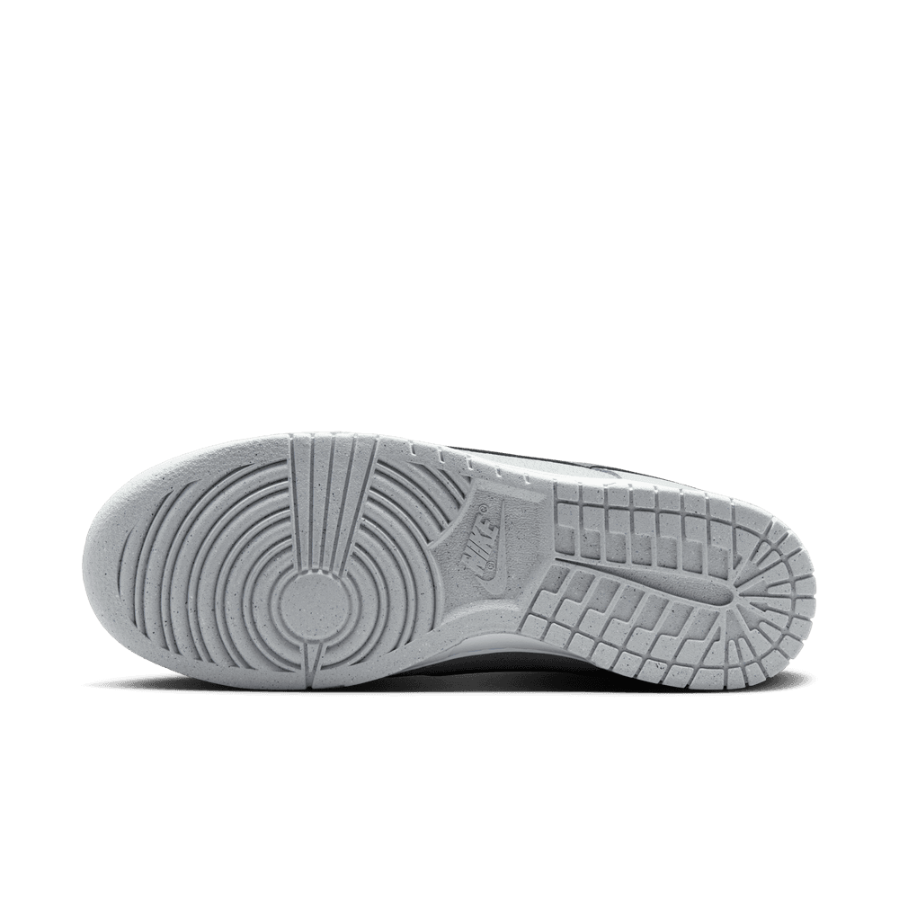 Nike Dunk Low Retro SE