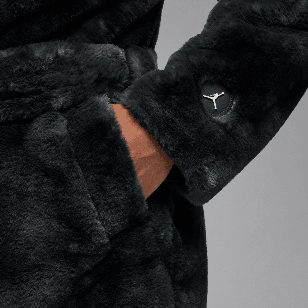 Air Jordan Brooklyn Holiday Fur Robe 