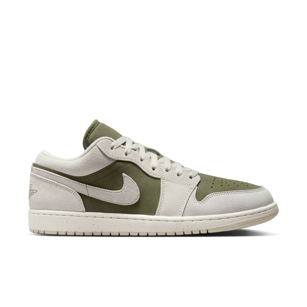 Air Jordan 1 Low SE