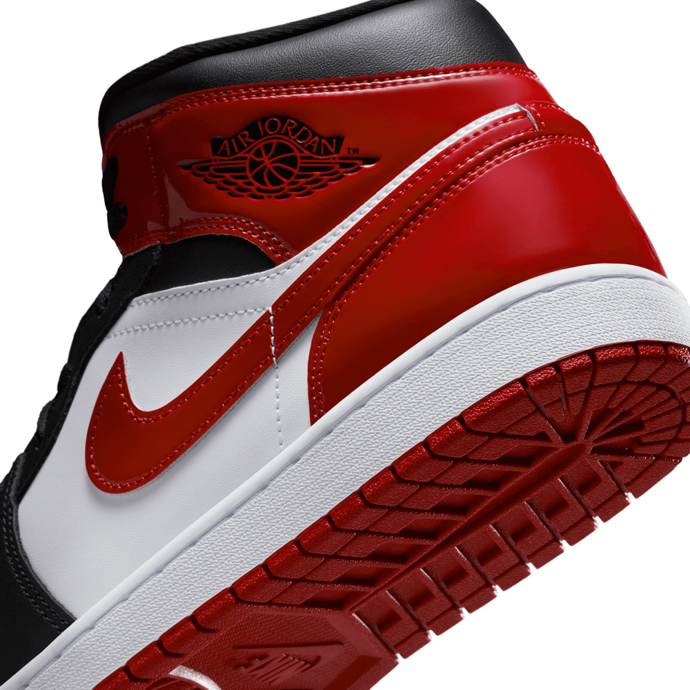 Air Jordan 1 Mid SE
