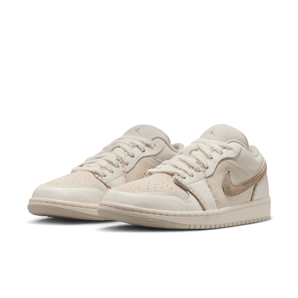 Wmns Air Jordan 1 Low SE 