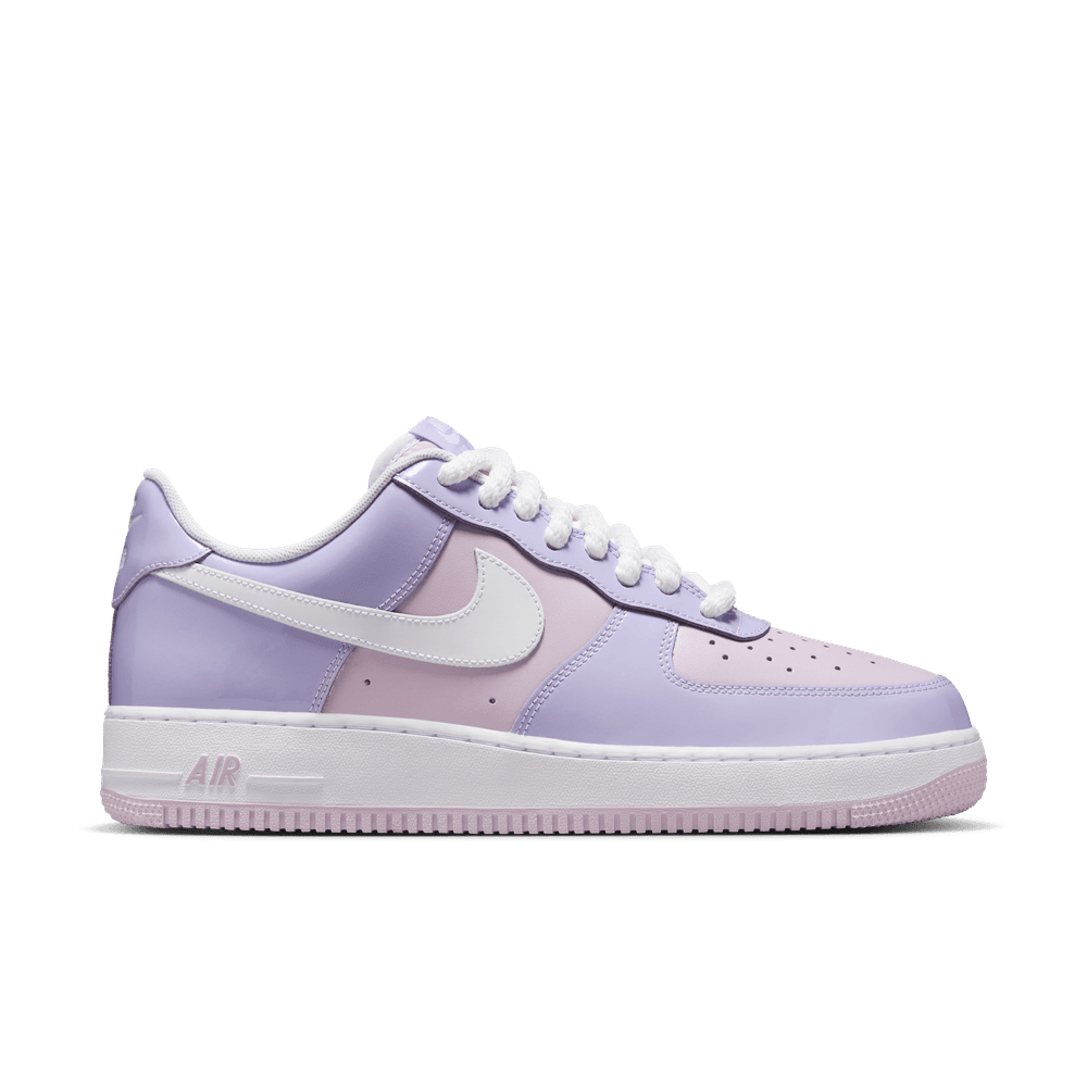 Nike Air Force 1 '07 LV8