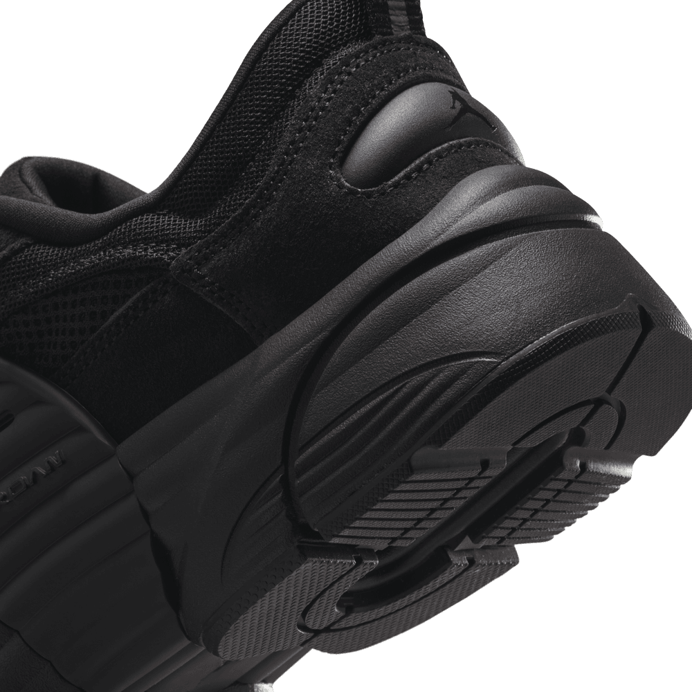 jordan trunner black