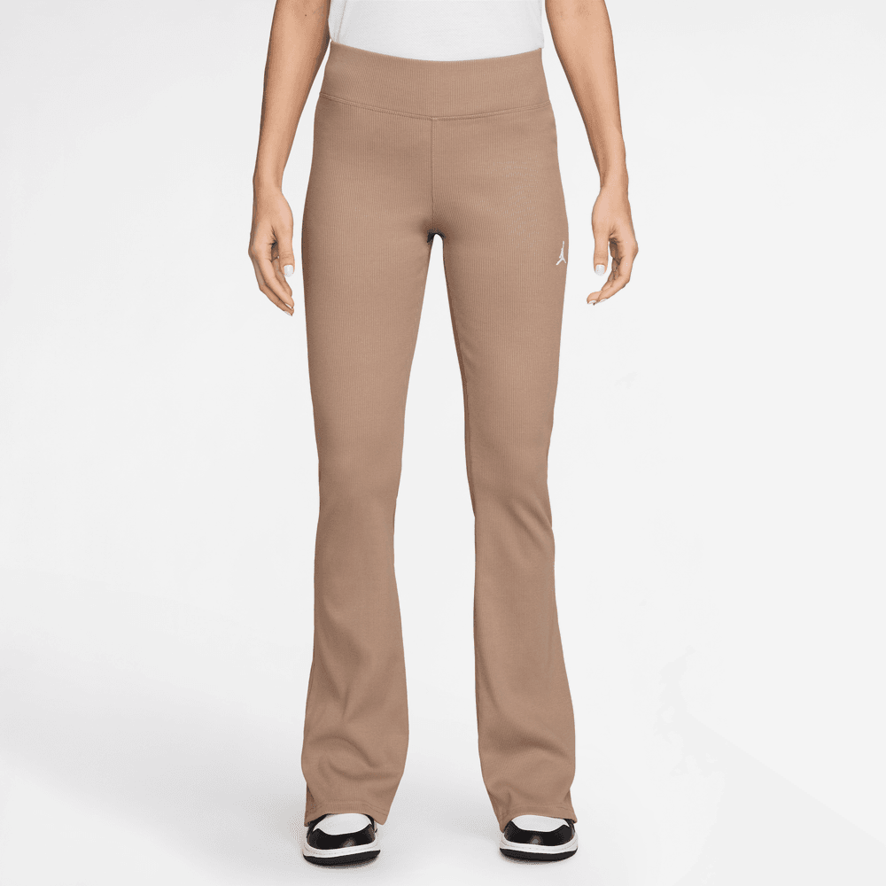 Wmns Air Jordan Brooklyn Essentials Mid-Rise Flared Leggings 