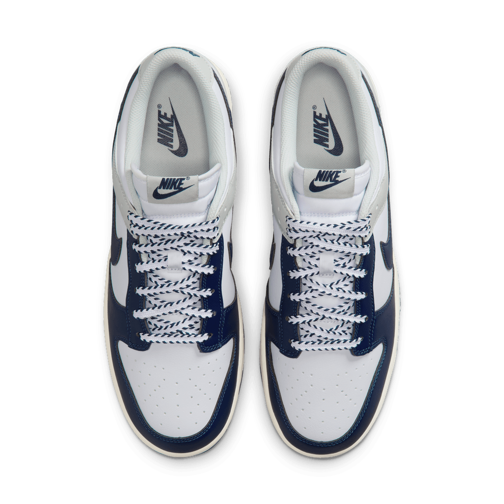 Nike Dunk Low Retro