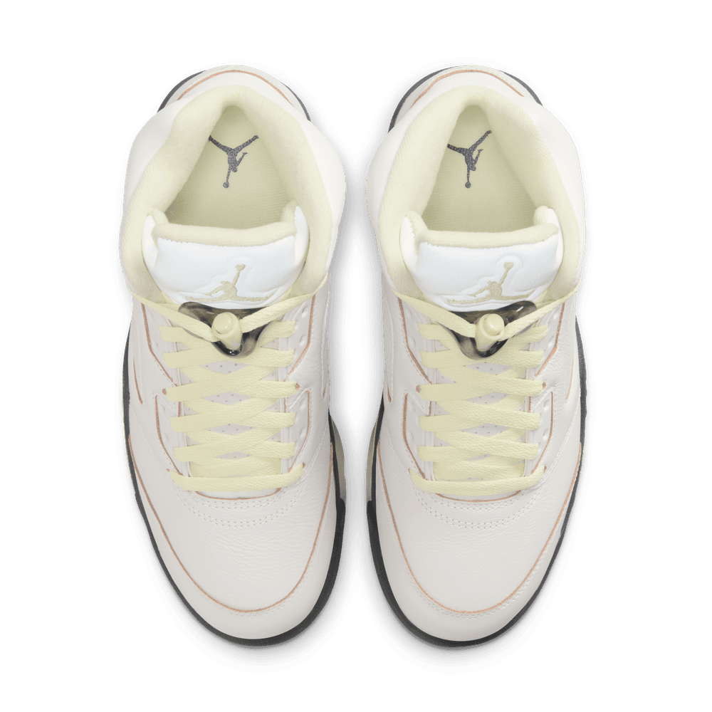 Wmns Air Jordan 5 Retro