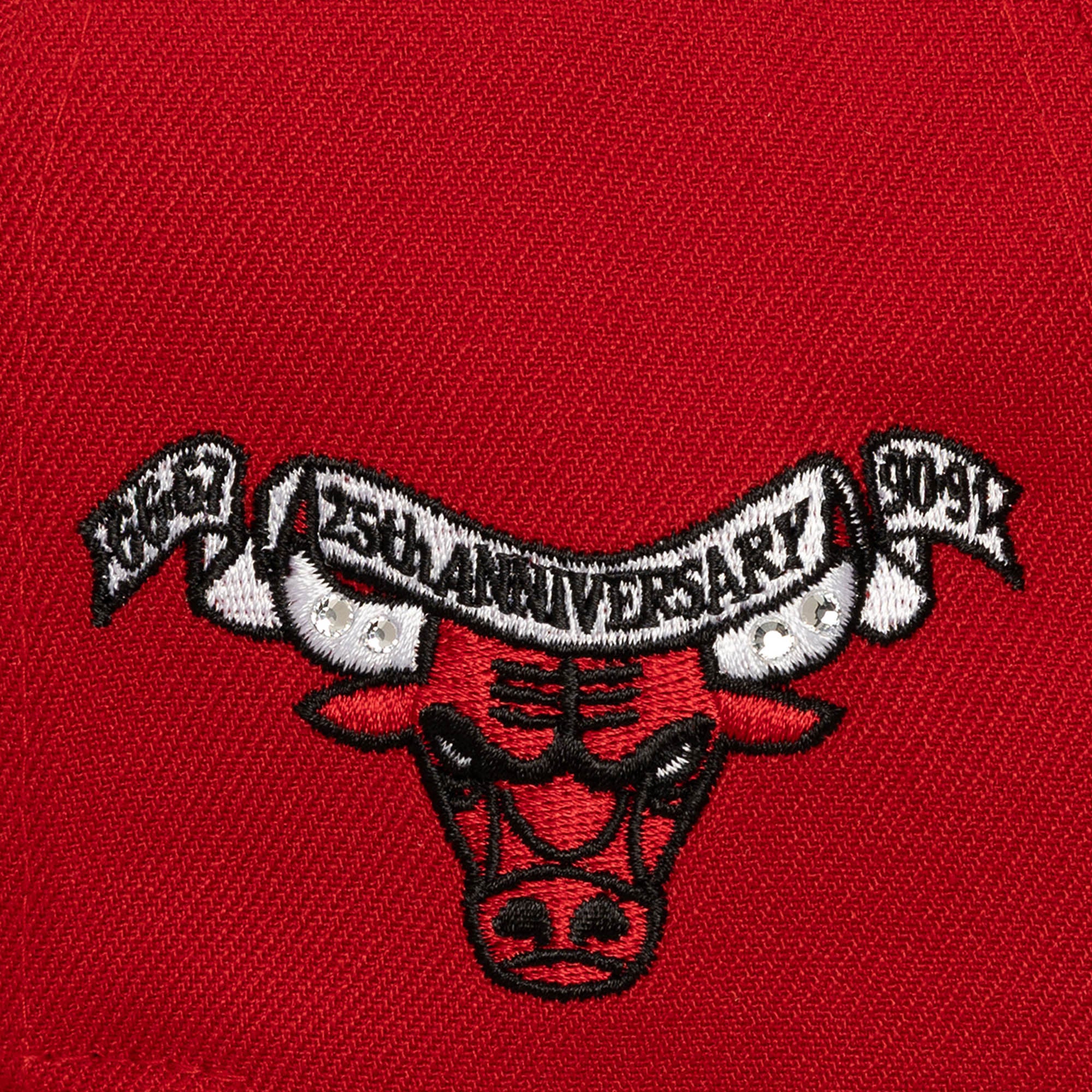 M&N NBA All That Bling Pro Snapback Chicago Bulls