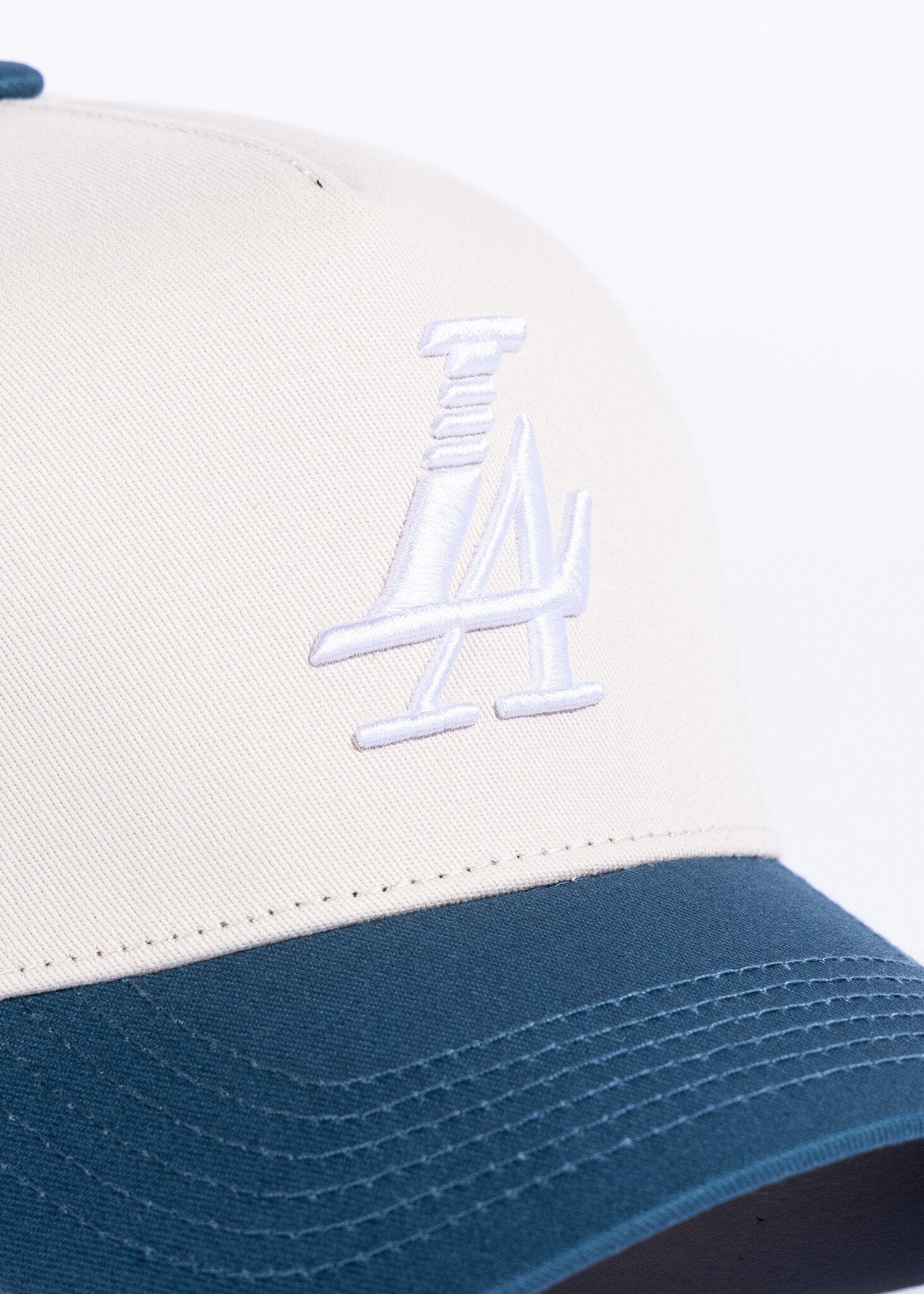 Reference Paradise LA Hat