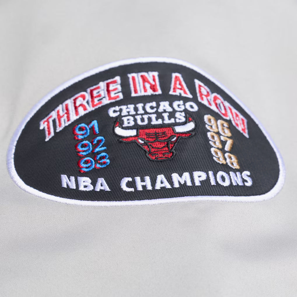 M&amp;N NBA Chicago Bulls Thunderstorm Lightweight Satin Jacket