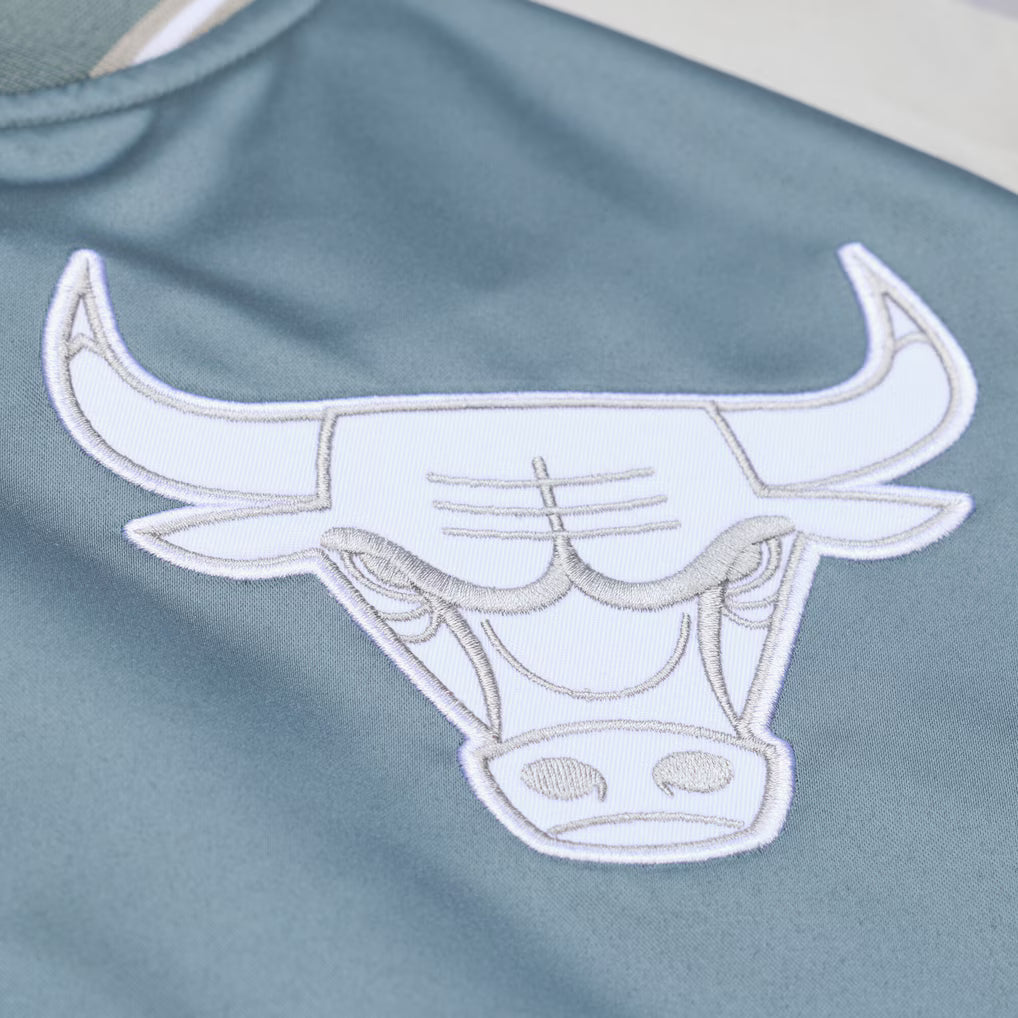M&amp;N NBA Chicago Bulls Thunderstorm Lightweight Satin Jacket