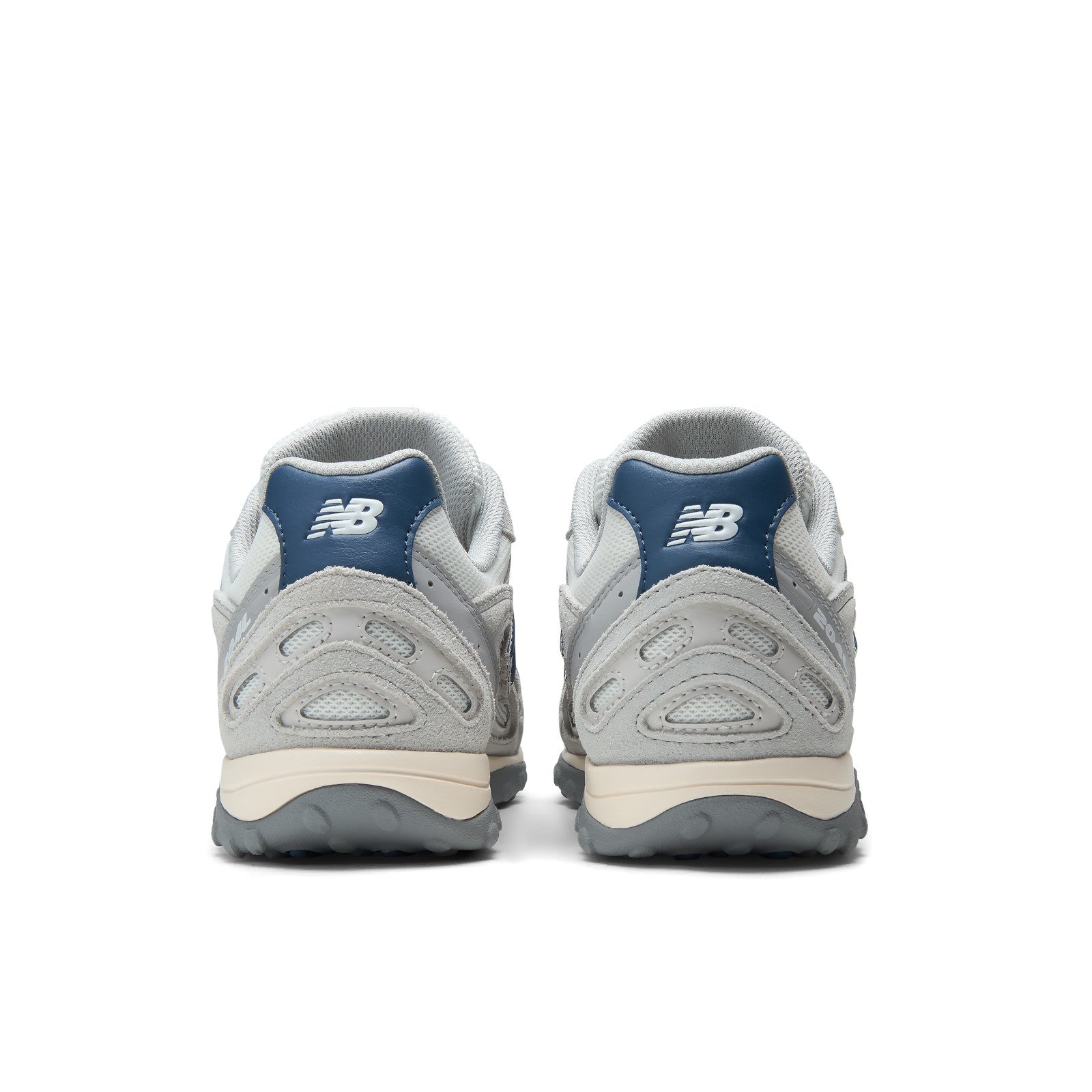 New Balance 204L