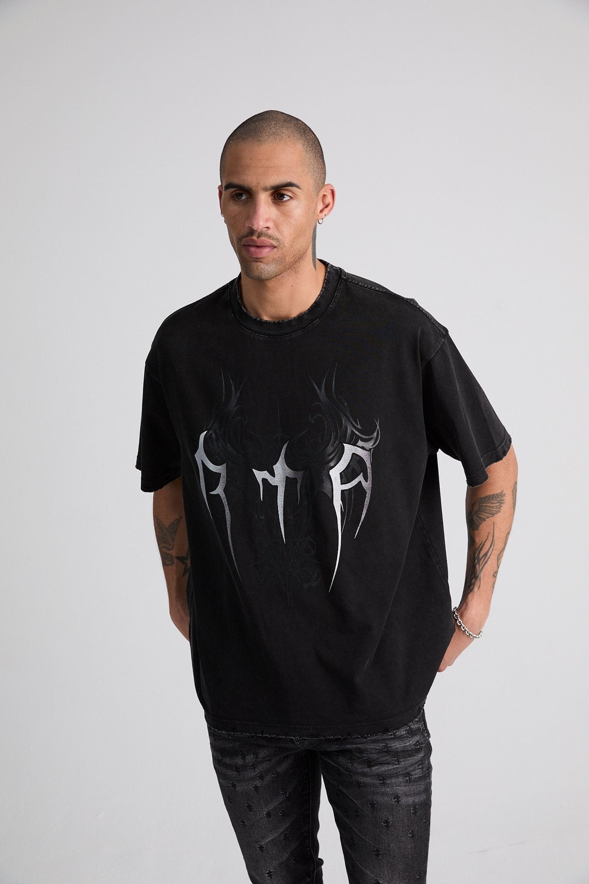 RTA Cyber Sigilism Colin Tee 'Black|MLFQK911-T1322BCSIG|Top Fashion