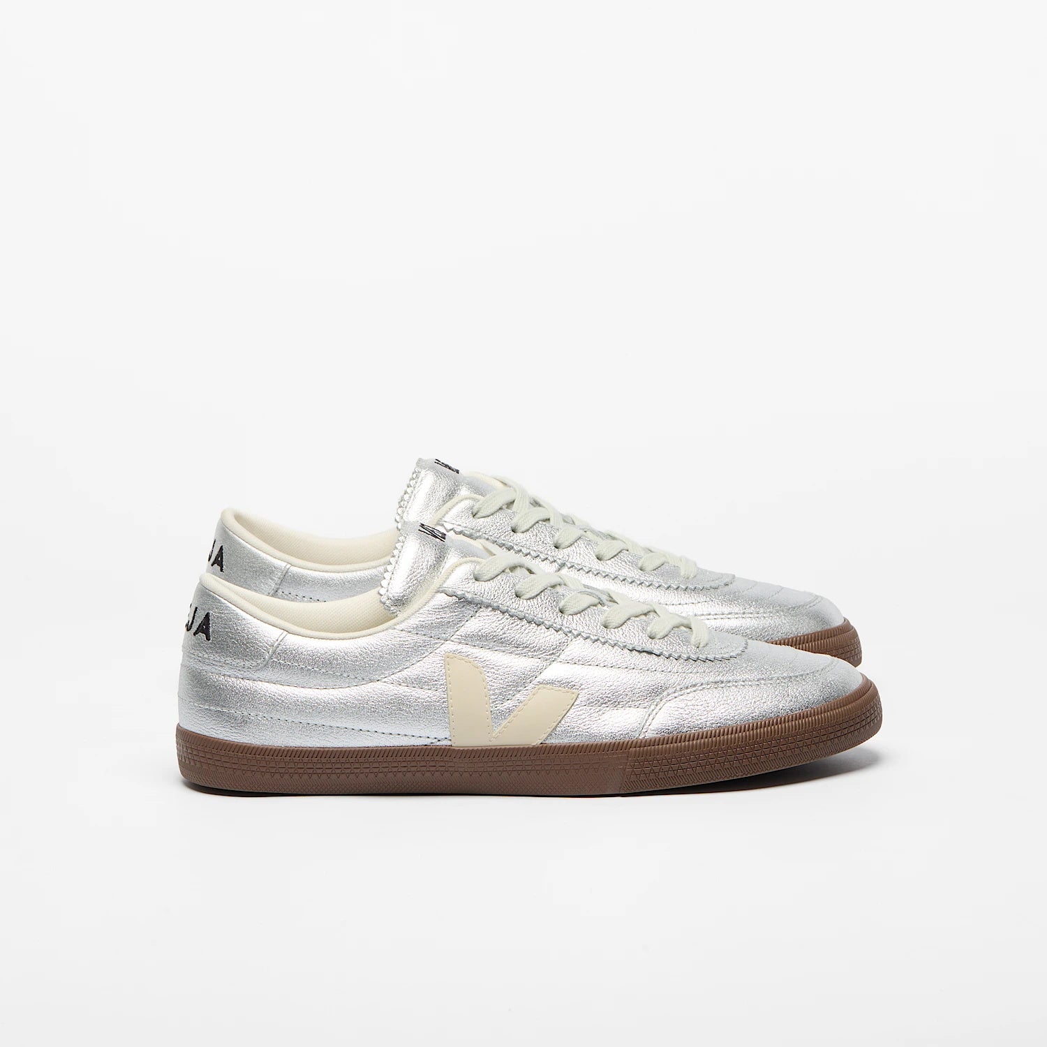 Veja Panenka Suede 