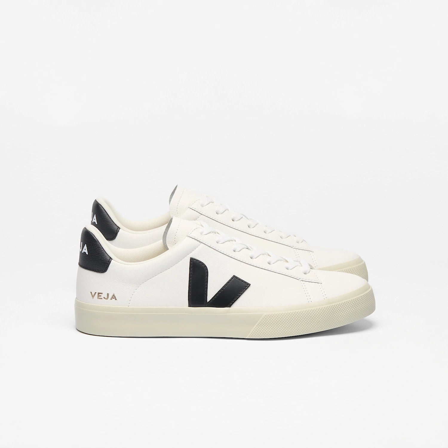 Veja Campo Leather