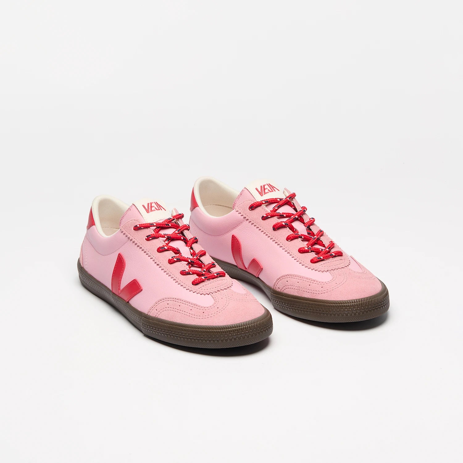 Veja Volley Leather